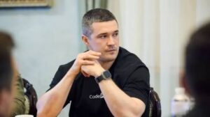 Corupția pune presiune pe conducerea Ucrainei. Fostul ministru al Apărării cere revenirea la alegeri