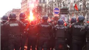 Proteste violente în Franța și în alte țări europene. Ce se petrece?